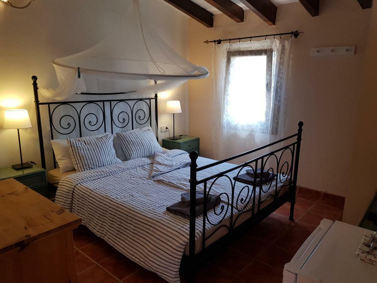 Hotel Finca Caballo Blanco à Montuiri  Extérieur photo